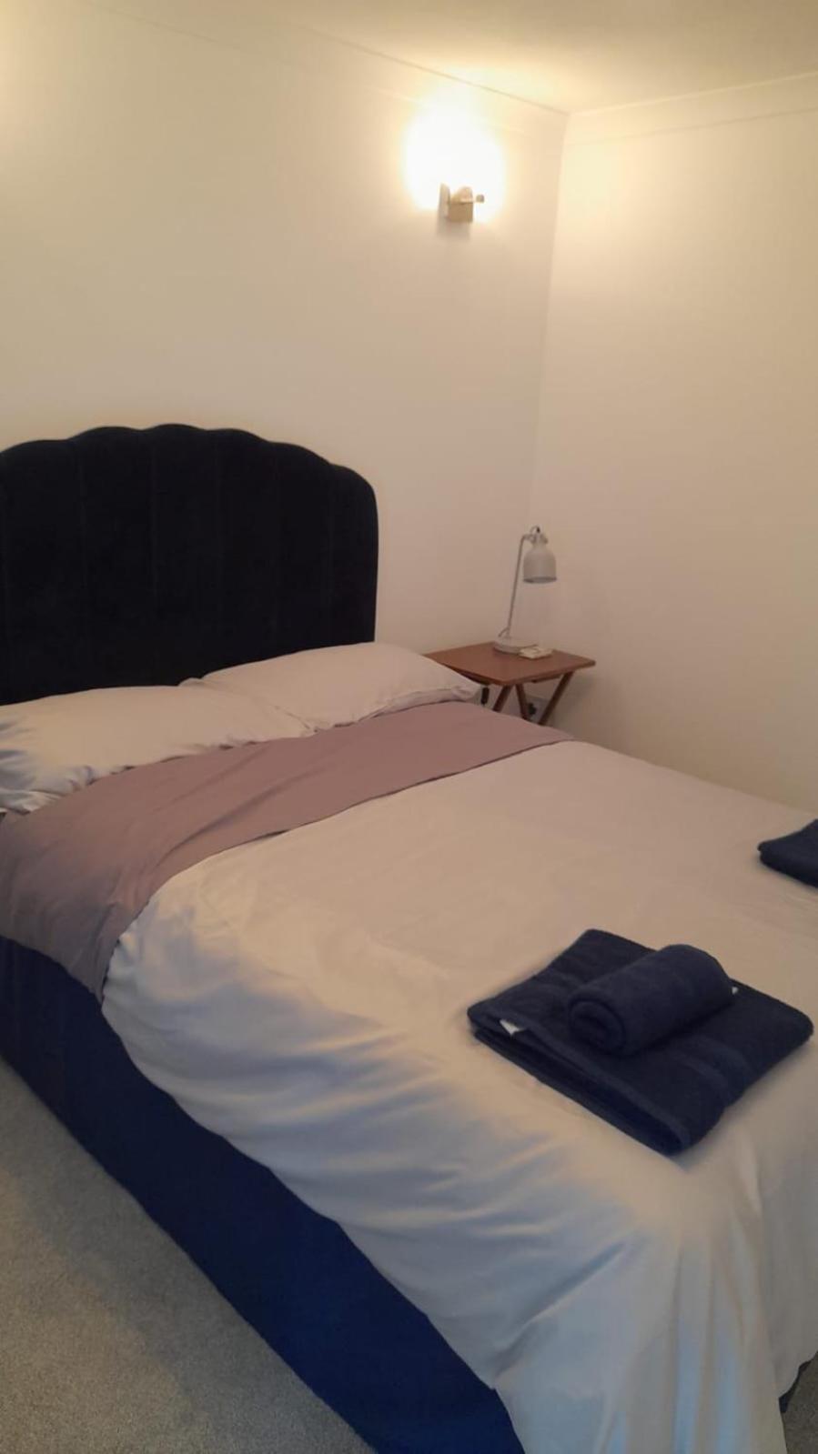 Cwtch By The Sea Apartment Porthcawl Exterior photo